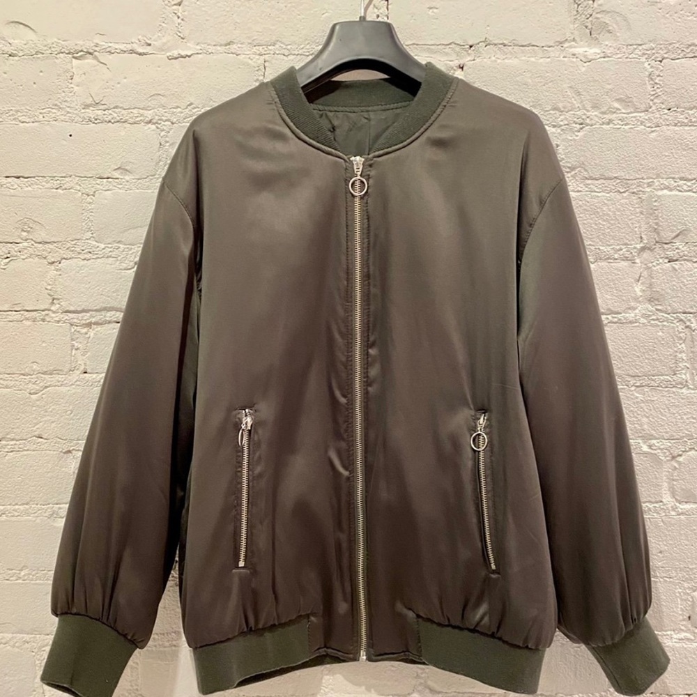 Army Green Quilted Bomber jacket Size M